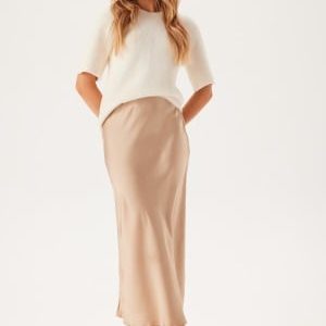 BUBBLEROOM Satin Midi Skirt Light beige M